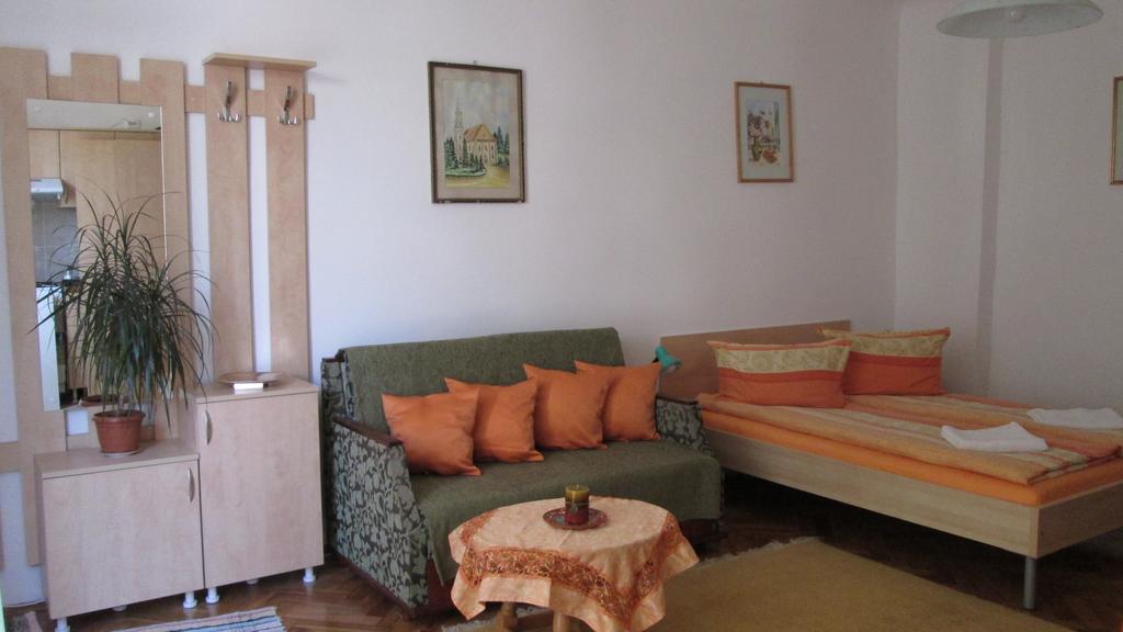 Garden City Apartment Cluj-Napoca Eksteriør billede